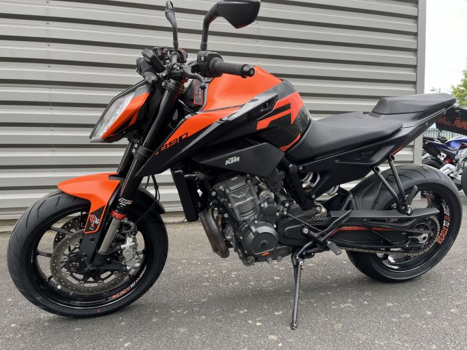 KTM 890 DUKE L 4