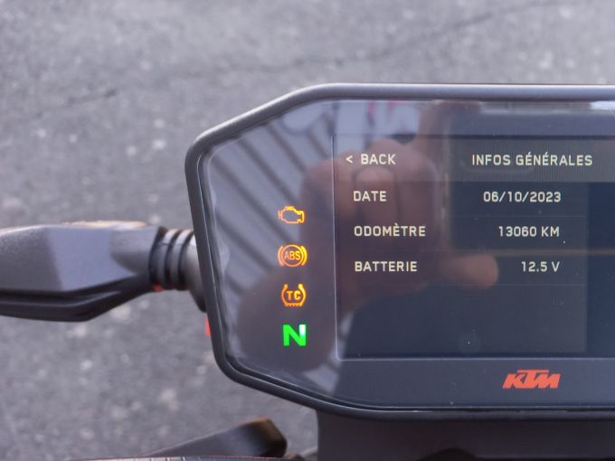 KTM 890 DUKE L 4