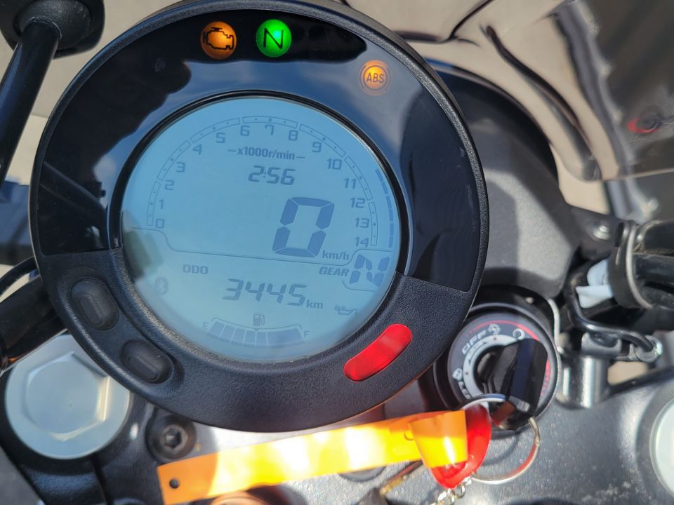 KAWASAKI Eliminator 500 4