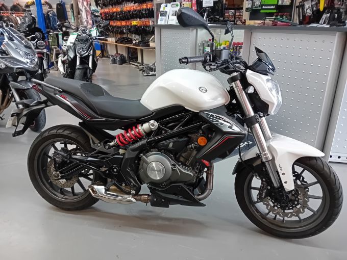 BENELLI BN 302 4
