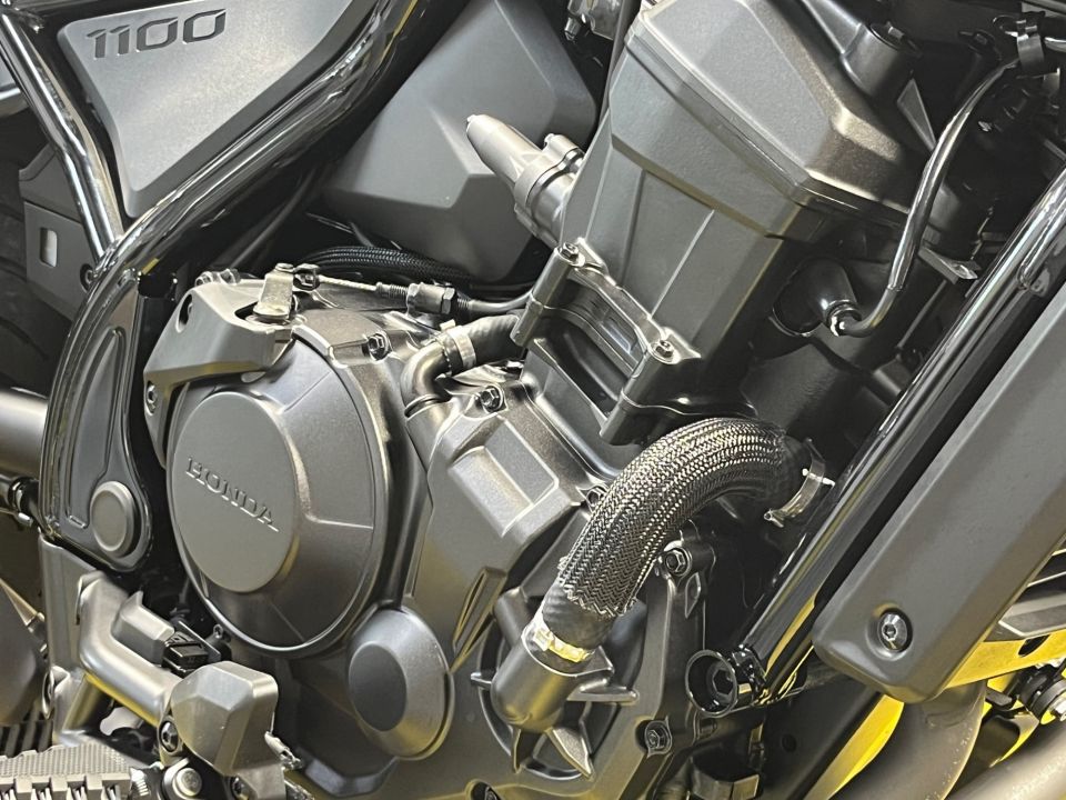 HONDA CMX 1100 REBEL 4