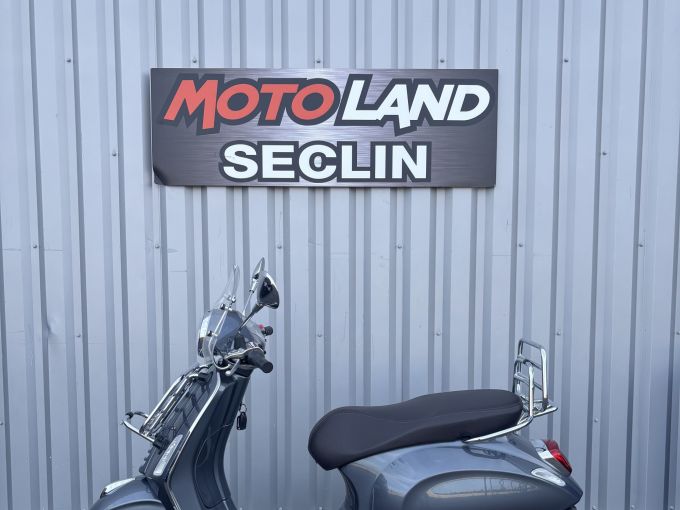 VESPA PRIMAVERA 125 4