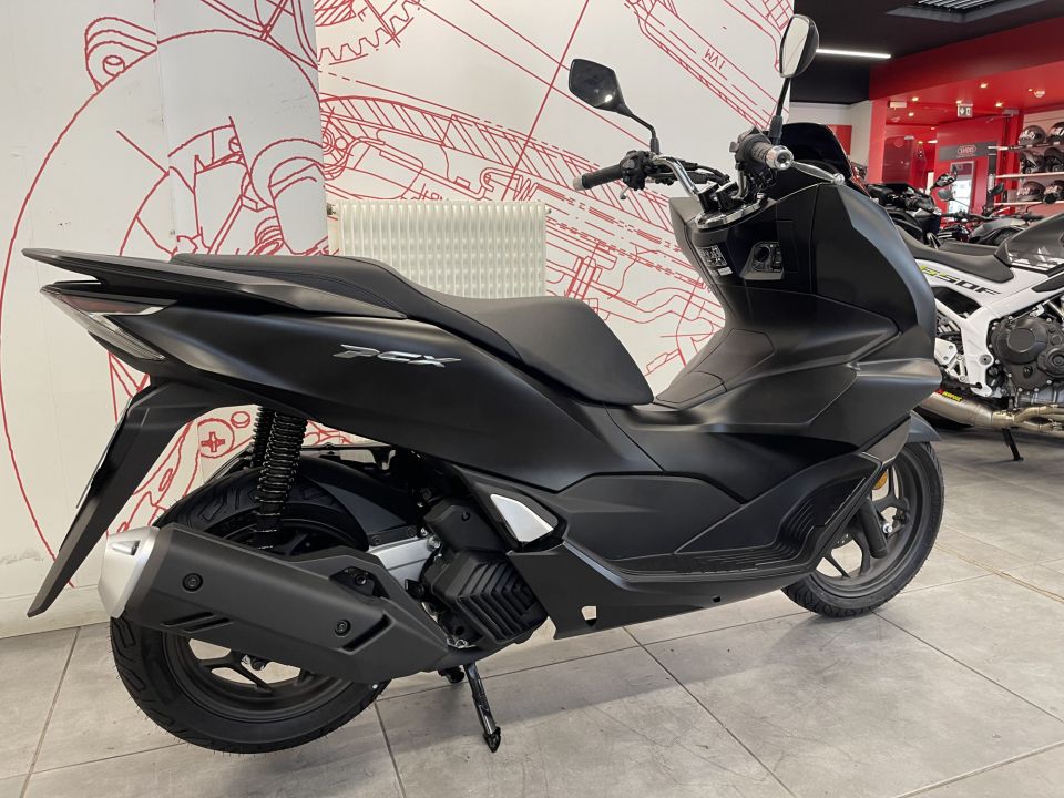 HONDA PCX 125 4