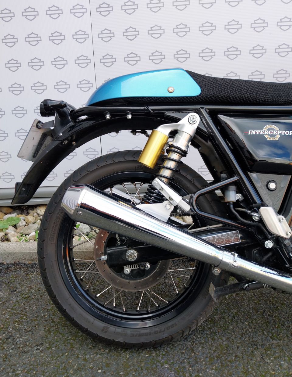 ROYAL ENFIELD INTERCEPTOR 4