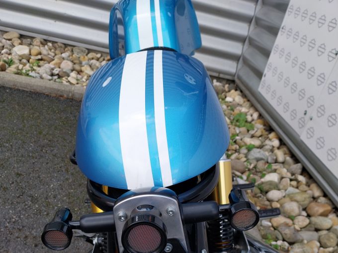 ROYAL ENFIELD INTERCEPTOR 4