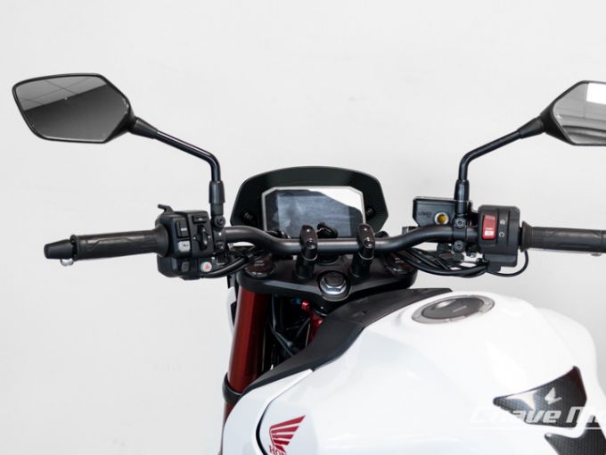 HONDA CB 750 HORNET 4