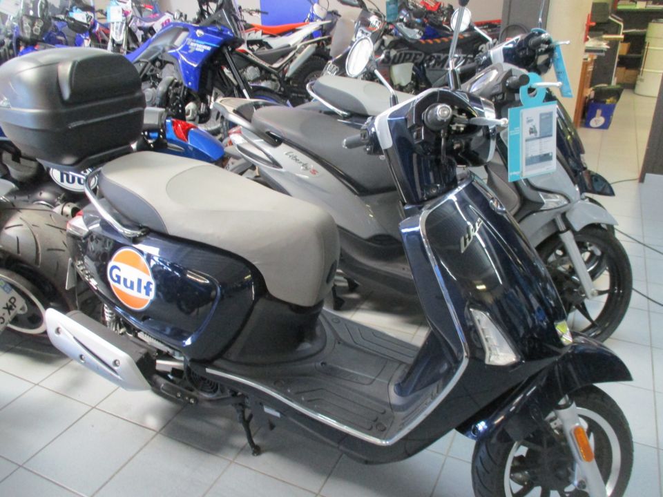 KYMCO NEW LIKE 125 4