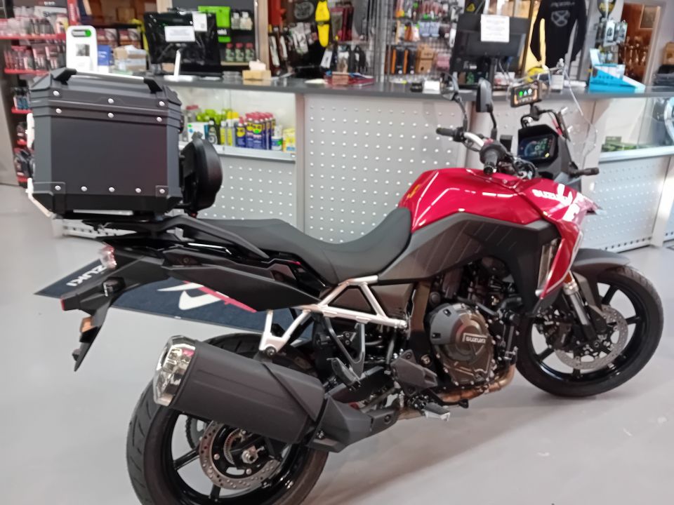 SUZUKI V-STROM 800SE 4