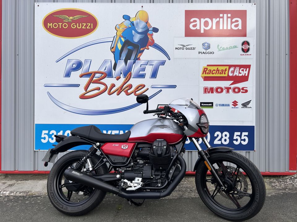 MOTO GUZZI V7 4
