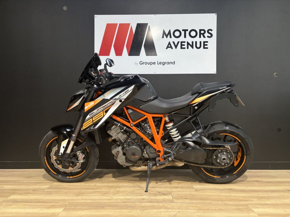 KTM 1290 SUPER DUKE R 4