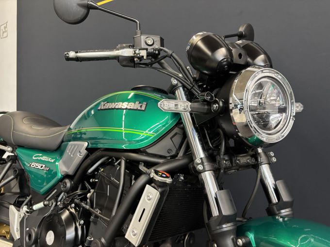 KAWASAKI Z 650 RS 4