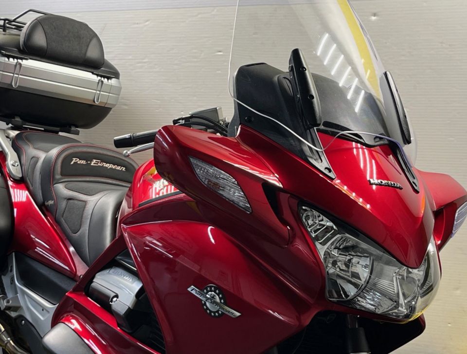 HONDA ST PAN EUROPEAN 4