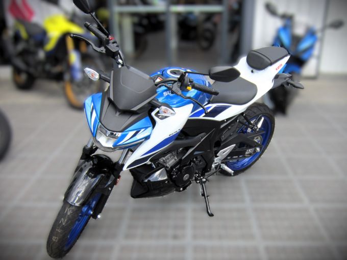 SUZUKI GSX-S 125 ABS 4