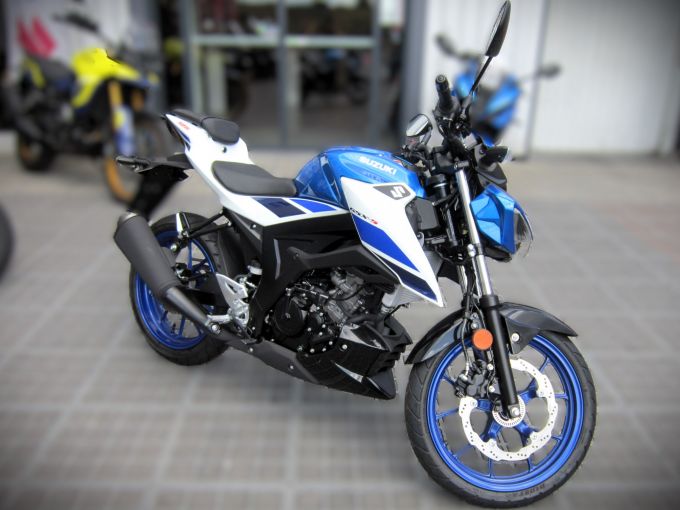 SUZUKI GSX-S 125 ABS 4