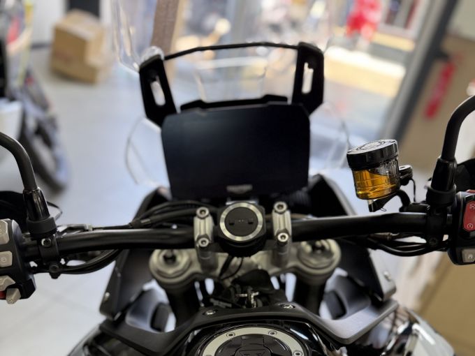 TRIUMPH Tiger 900 GT 4