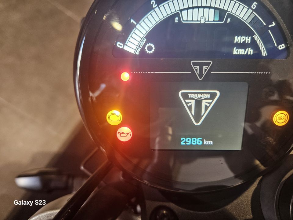 TRIUMPH SPEED TWIN 1200 4