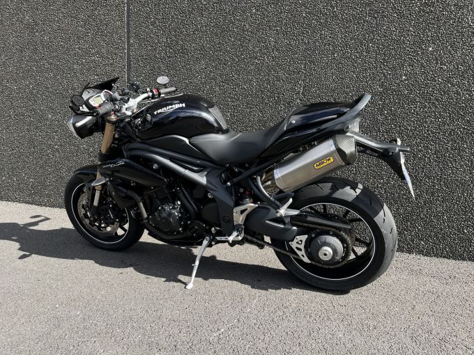 TRIUMPH SPEED TRIPLE 1050 4