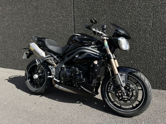TRIUMPH SPEED TRIPLE 1050 4