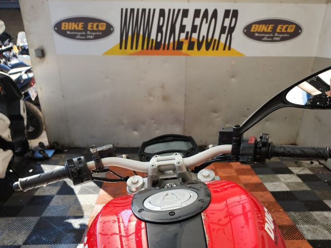 DUCATI 796 MONSTER 4