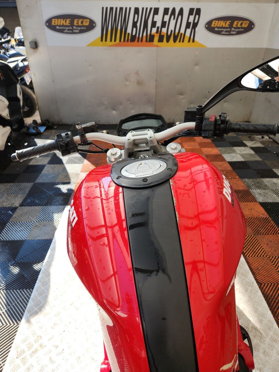 DUCATI 796 MONSTER 4