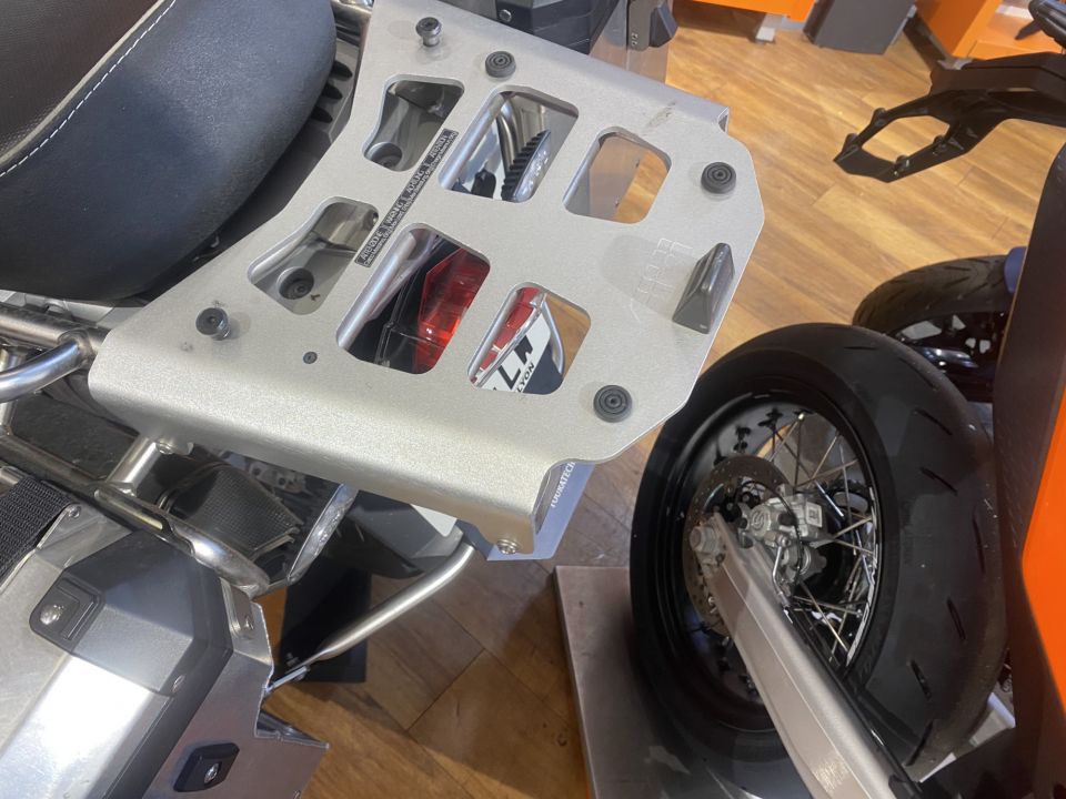 BMW ADVENTURE 1200 4