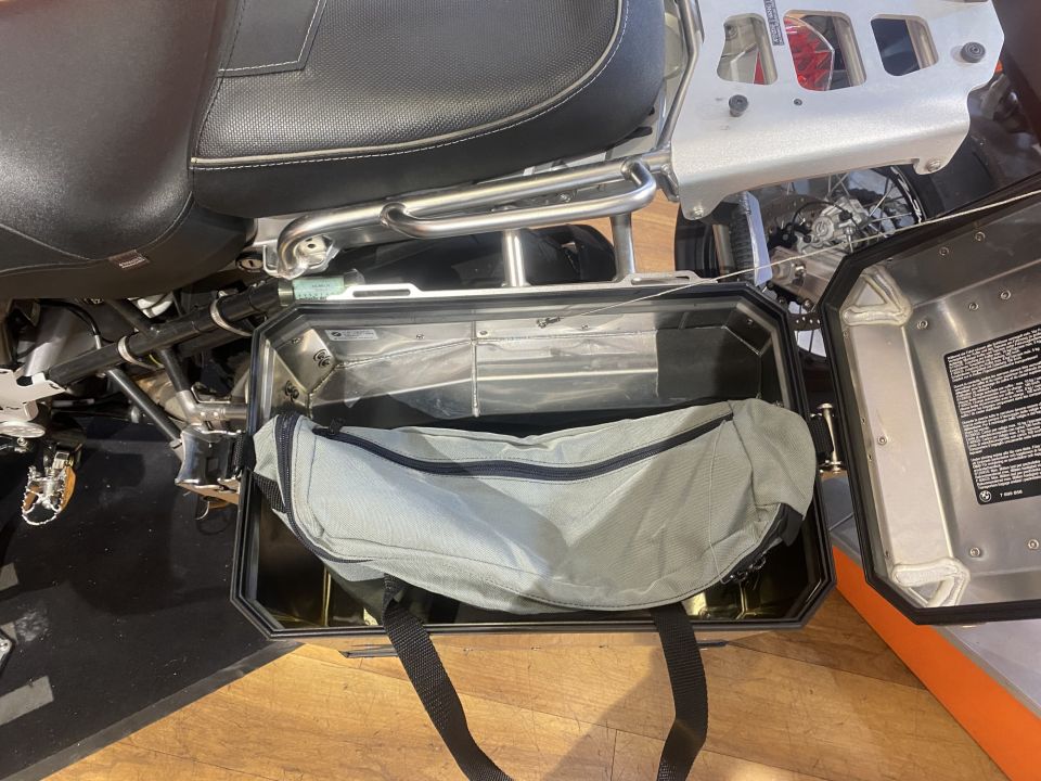 BMW ADVENTURE 1200 4