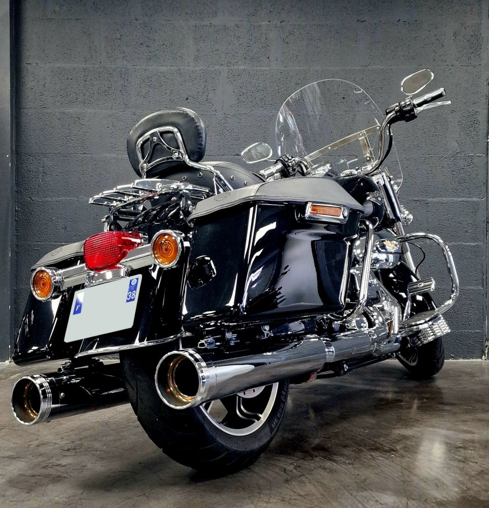 HARLEY-DAVIDSON TOURING ROAD KING 1745 4