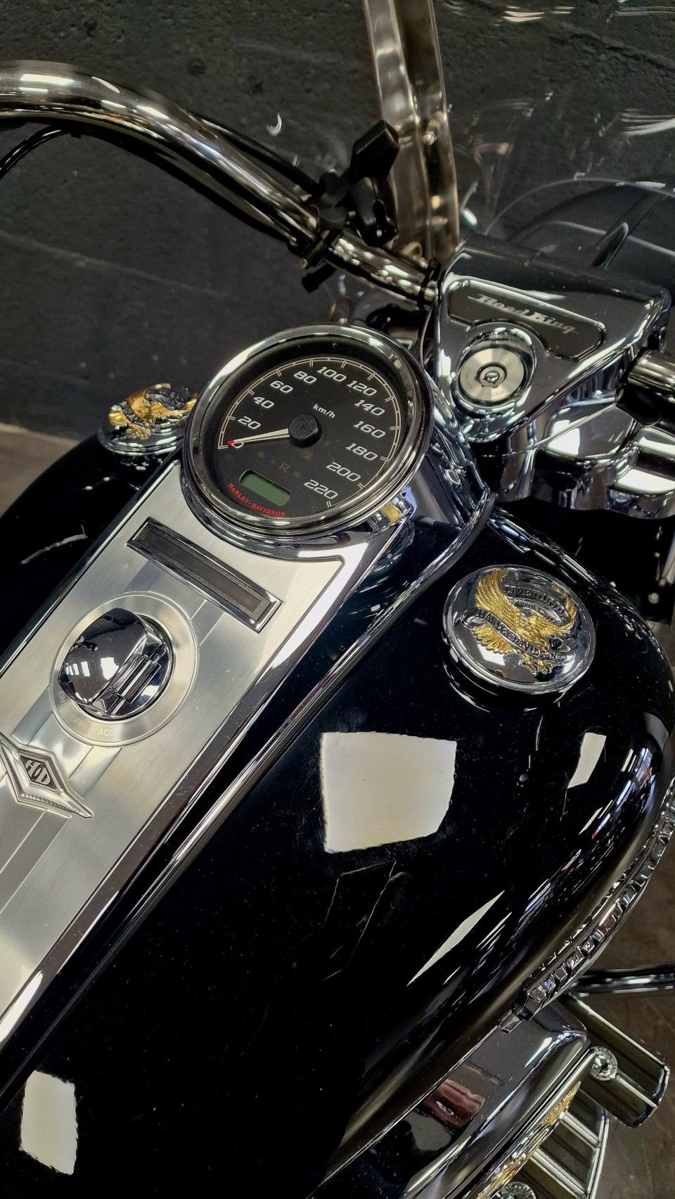 HARLEY-DAVIDSON TOURING ROAD KING 1745 4