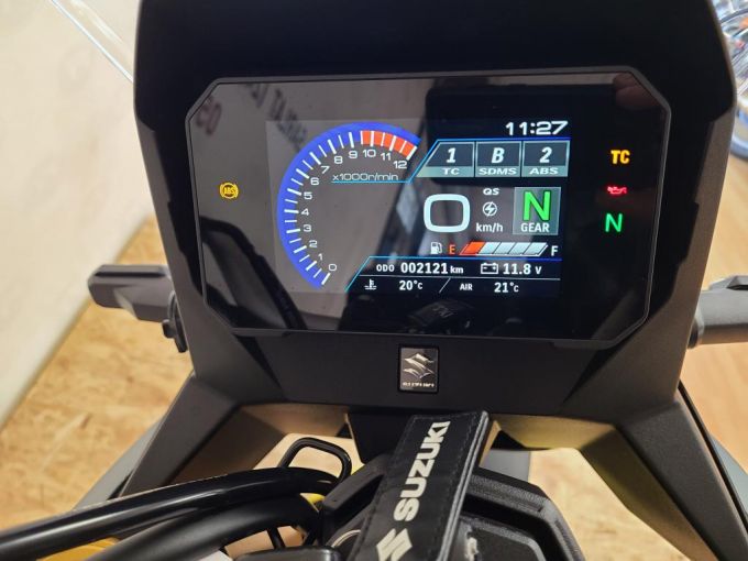 SUZUKI DL V-STROM 800DE 4