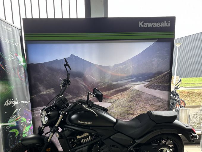 KAWASAKI VULCAN 650 S 4