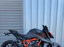 KTM 1290 SUPER DUKE R - 2023
