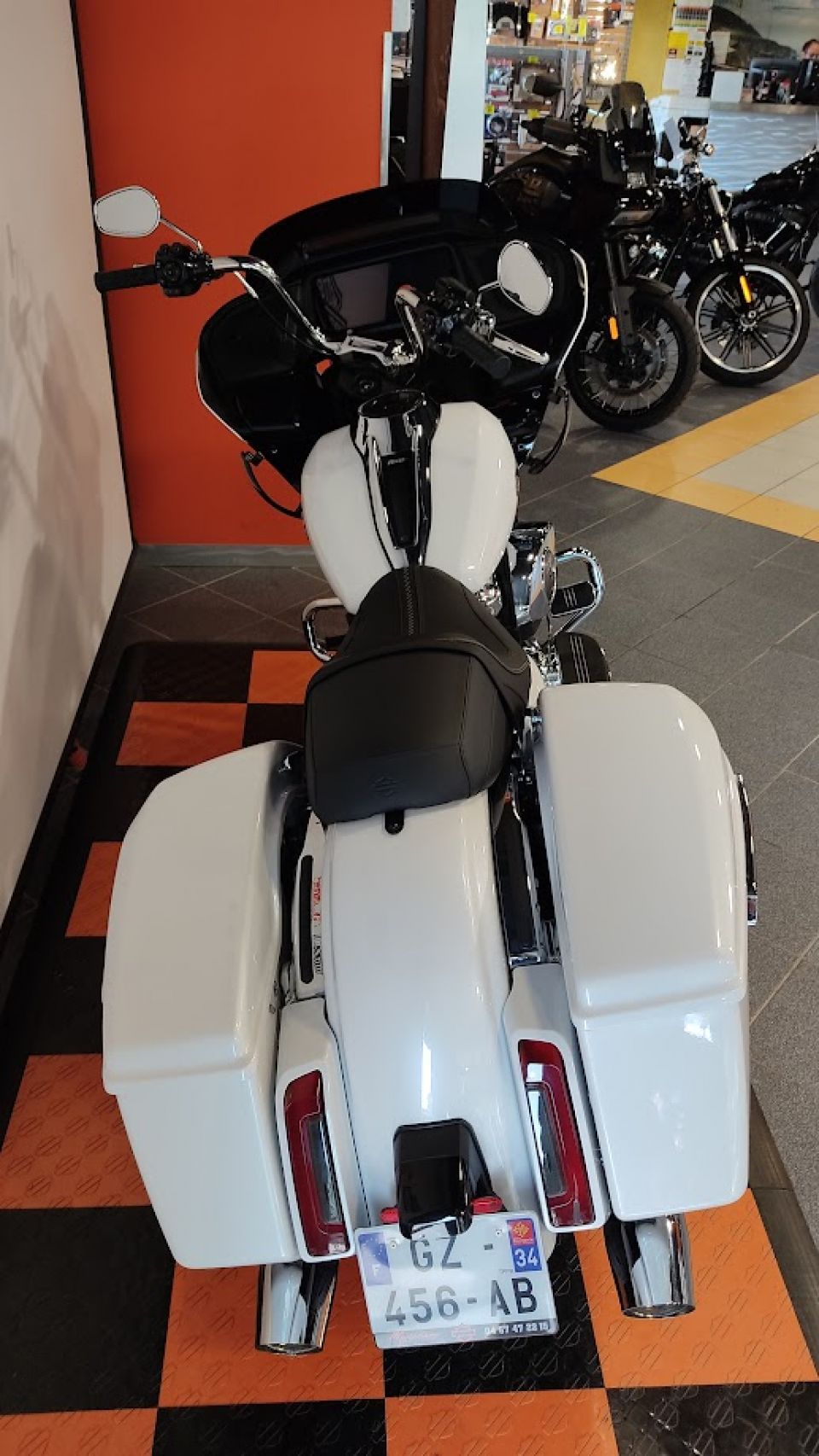 HARLEY-DAVIDSON TOURING ROAD GLIDE 1923 4