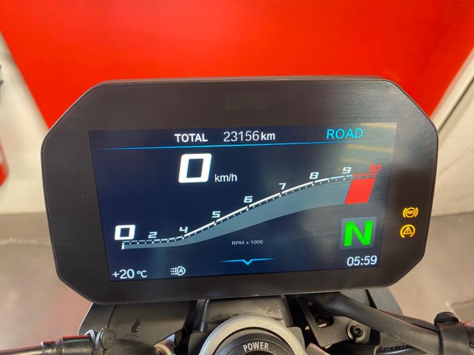 BMW F 900 R 4
