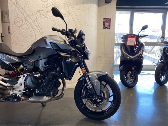 BMW F 900 R 4