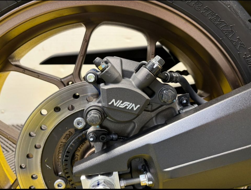 HONDA CB650R Neo Sports Café 4