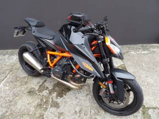 KTM 1290 SUPER DUKE R - 2021