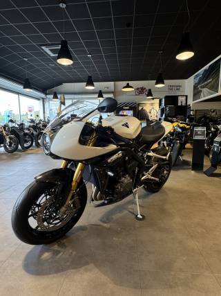 TRIUMPH SPEED TRIPLE 1200 RR - 2025