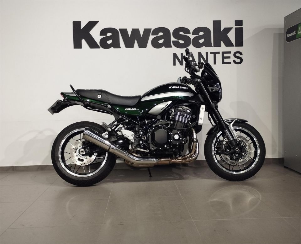 KAWASAKI Z900RS 4