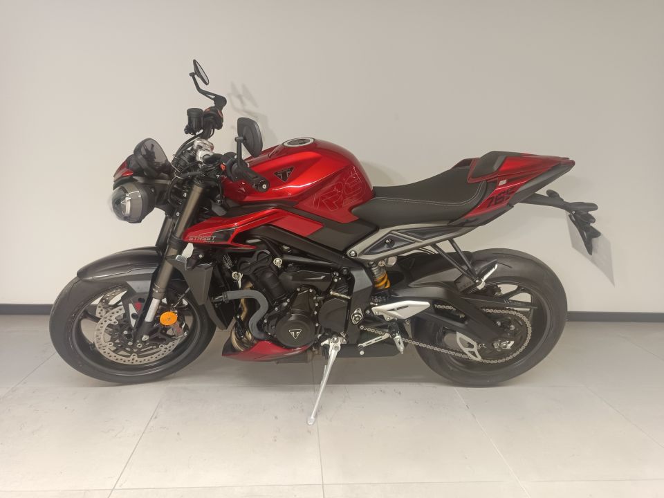 TRIUMPH STREET TRIPLE 765 RS 4