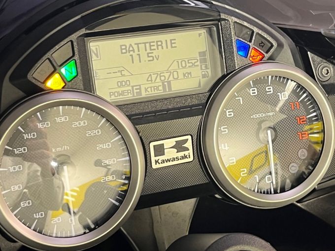 KAWASAKI ZZR 1400 4