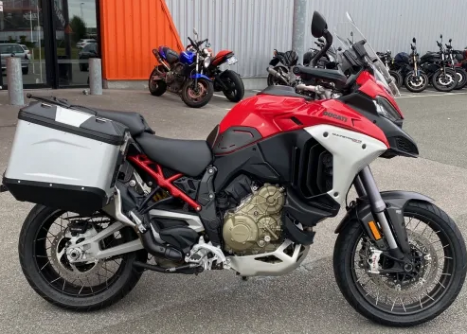 DUCATI MULTISTRADA V4 S 4