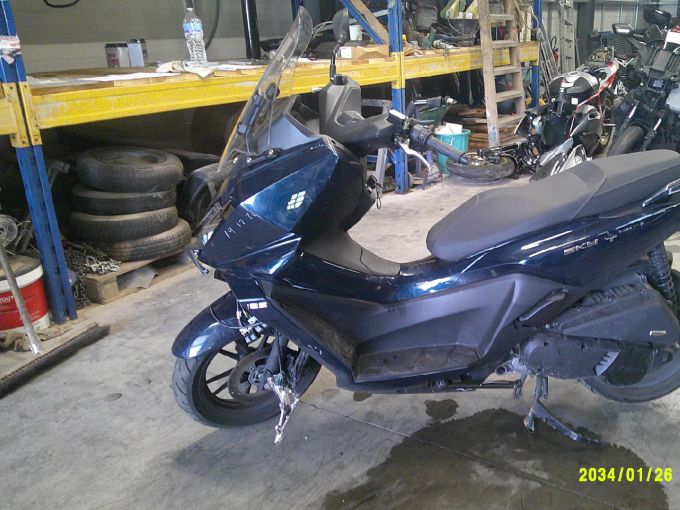 KYMCO SKYTOWN 125 4