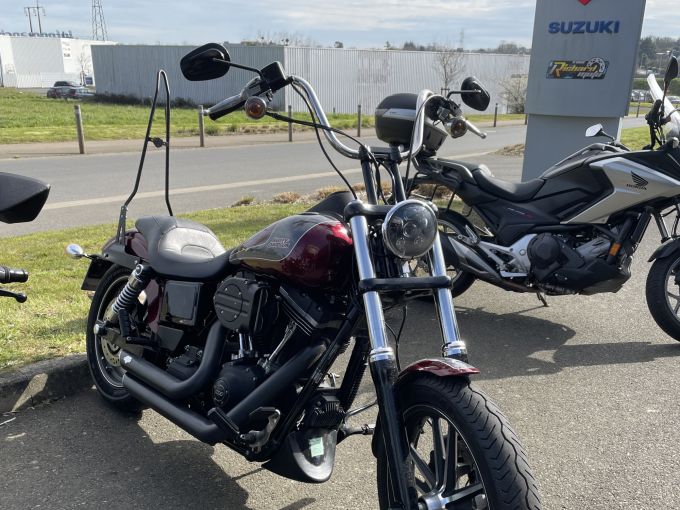 HARLEY-DAVIDSON DYNA STREET BOB 1690 4