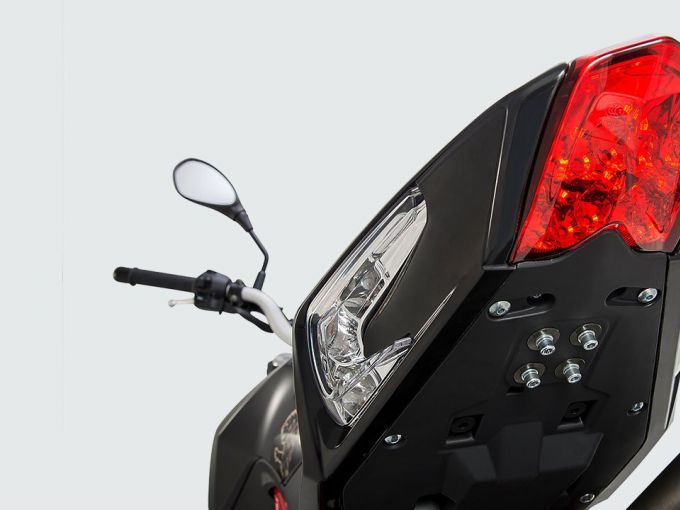 BENELLI TNT 125 4