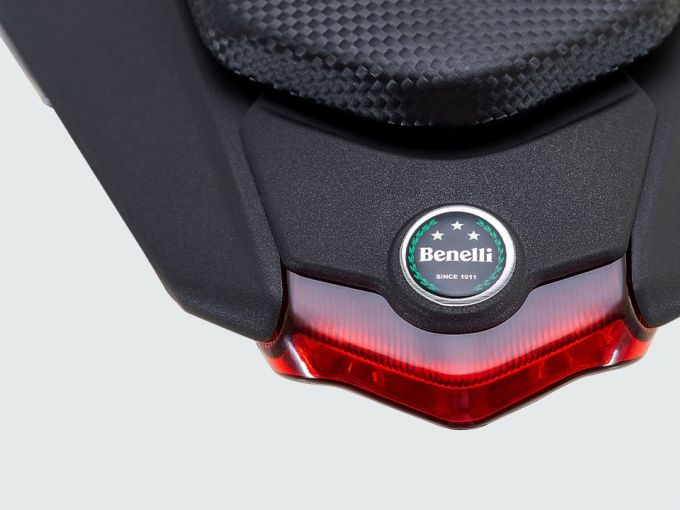 BENELLI TNT 125 4