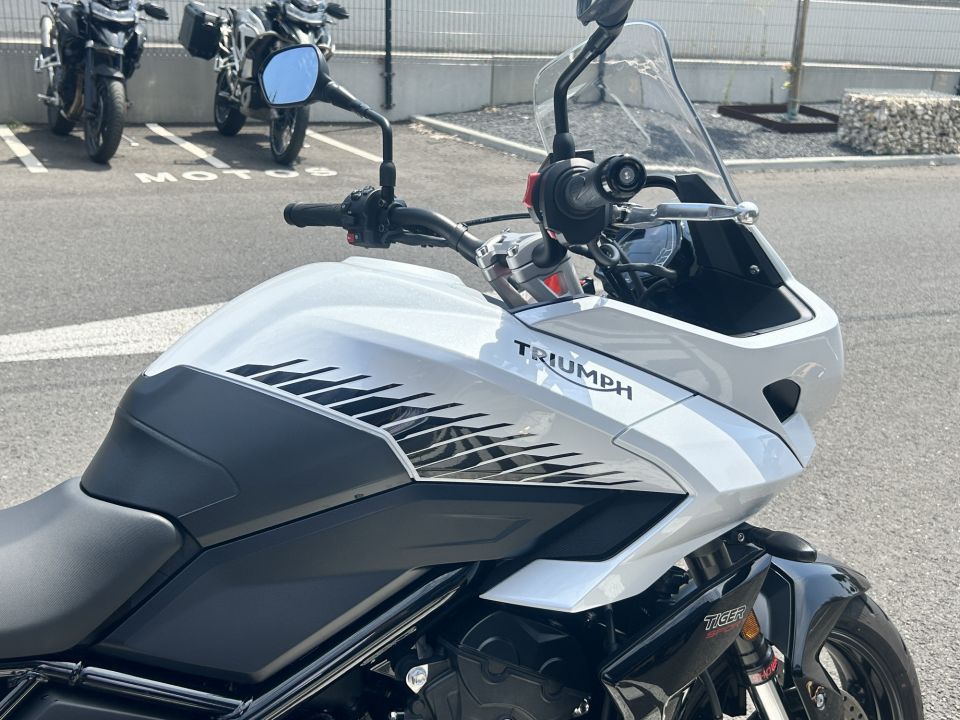 TRIUMPH TIGER SPORT 660 4