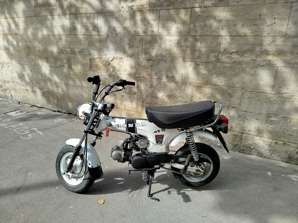 HONDA DAX ST 4