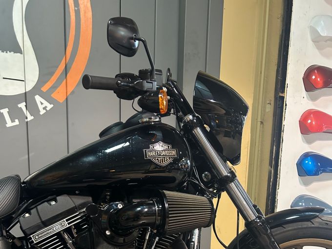 HARLEY-DAVIDSON DYNA LOW RIDER 1800 S 4