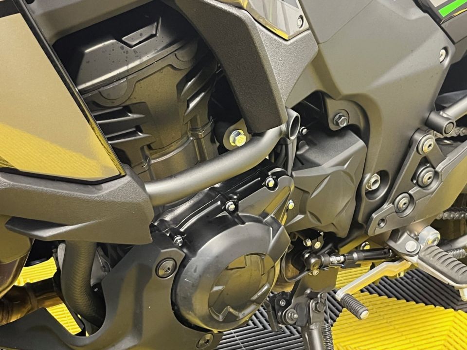 KAWASAKI VERSYS 4