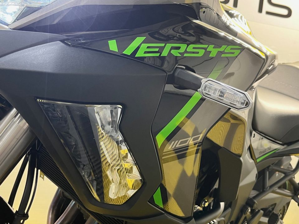 KAWASAKI VERSYS 4